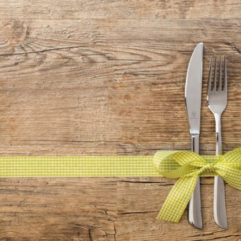 map, postcard, congratulation, date of birth, coupon, meal, meal voucher, restaurant, restaurant voucher, cutlery, knife, fork, ribbon, loop, gift, give a gift, gift voucher, invitation, restaurant, restaurant, restaurant, restaurant, restaurant, cutlery, fork, fork